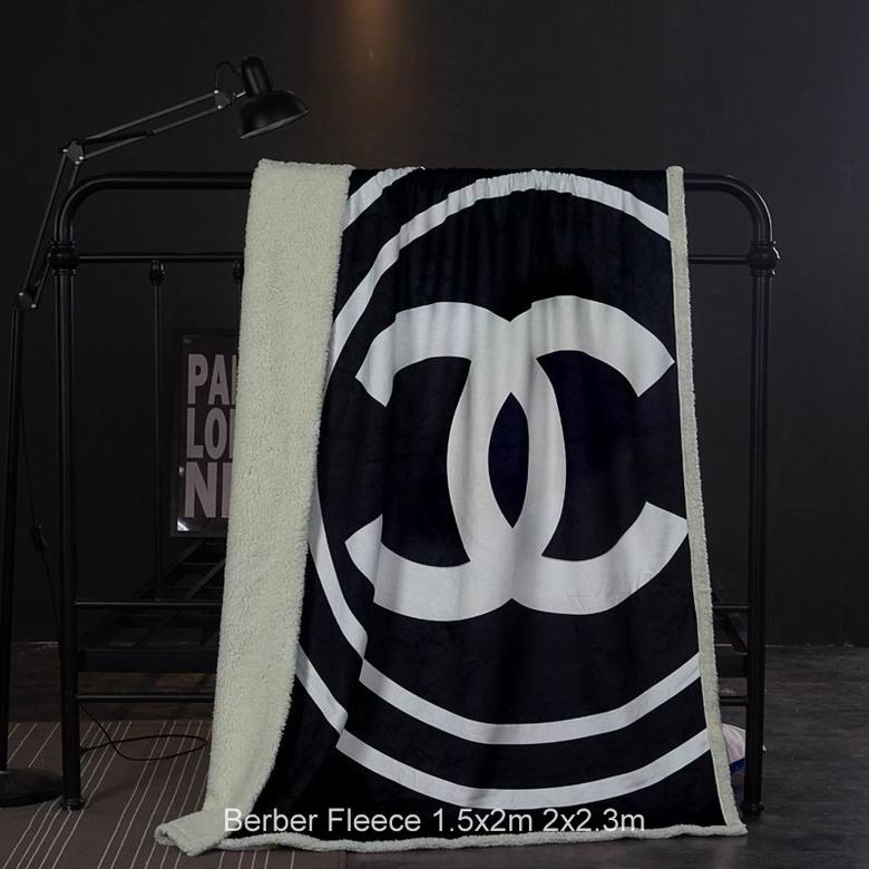 Chanel 1.5x2m 2x2.3m n35